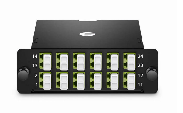 Cassette FHD® MTP®-LC, OM5 Multimode, Type AF, 24 Fibres, 2 x MTP®-12 (Mâle) vers 12 x LC Duplex, 0,35 dB Max