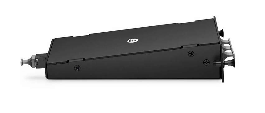 Cassette de Conversion FHD® MTP®-MTP®, MTP®-24 (Mâle) vers 3 x MTP®-8 (Mâle), 24 Fibres, Multimode OM4, Universelle, 0,35 dB max