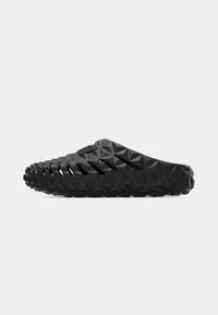 WATER SPORTS PRISMA SLIPPER UNISEX - Sabots EA7 Emporio Armani - black