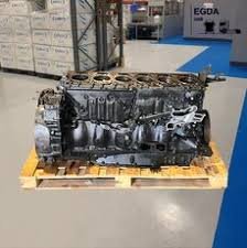 Bloc-cylindres central pour moteur Kubota V1505