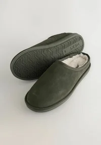 new khaki green